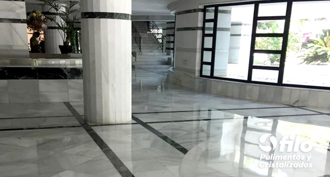 Polished marble in Urbanización Gran Marbella